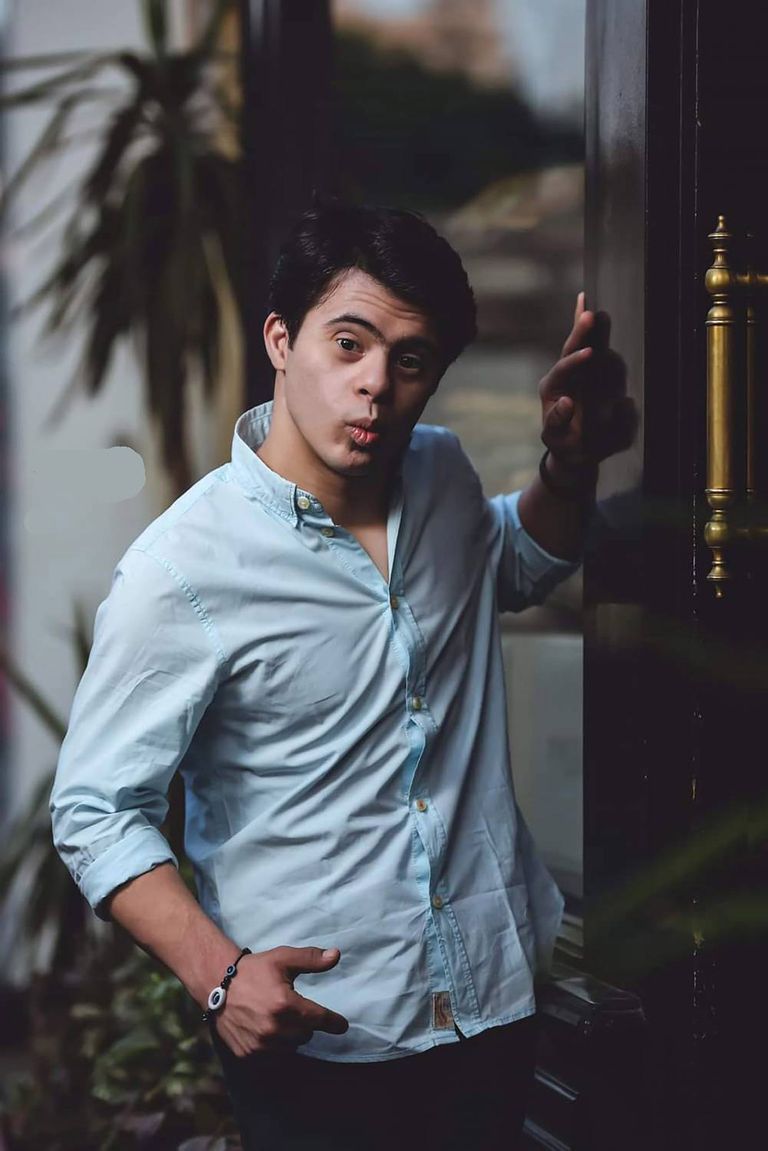 مصطفى نوفل.. أول موديل مصري من متلازمة داون