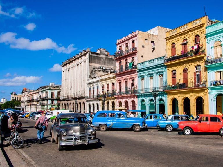 العالم مليء بالوجهات السياحية التي تستحق المغامرة من أجل زيارتها