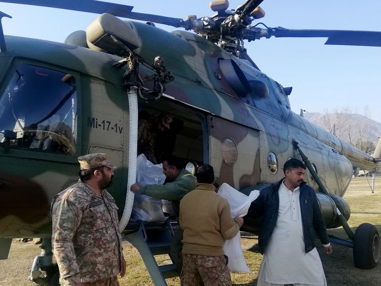 طائرات هليكوبتر نقلت بعثات إنقاذ إلى المنطقة