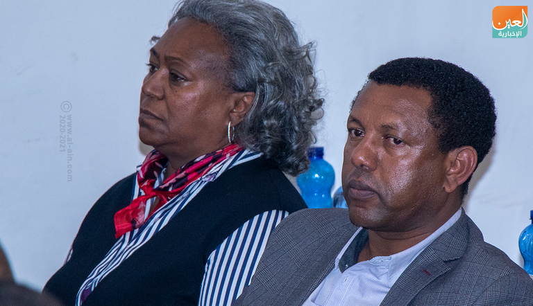 جانب من اجتماع الأحزاب السياسية مع مجلس الانتخابات