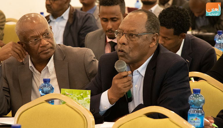 جانب من اجتماع الأحزاب السياسية مع مجلس الانتخابات