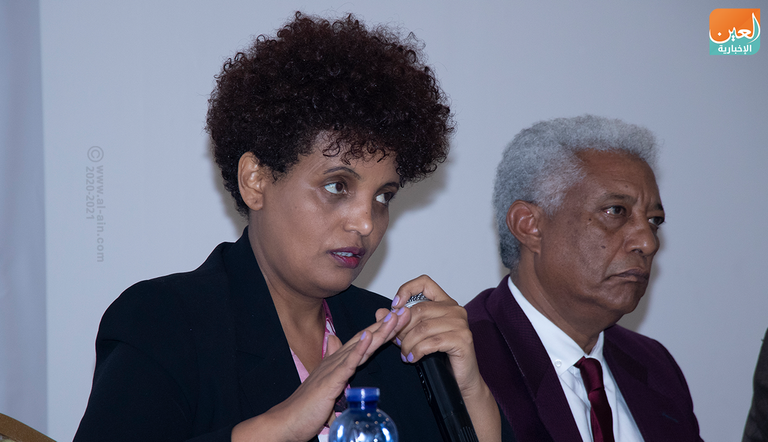 جانب من اجتماع الأحزاب السياسية مع مجلس الانتخابات