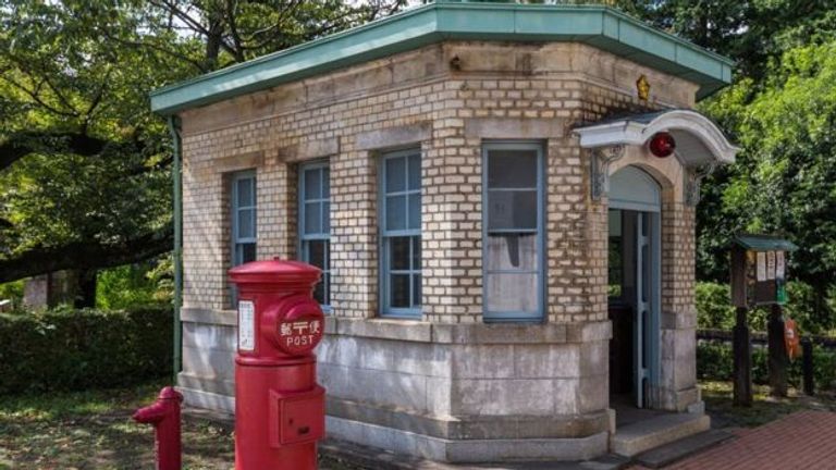 المظلات منتشرة بصورة كبيرة في اليابان