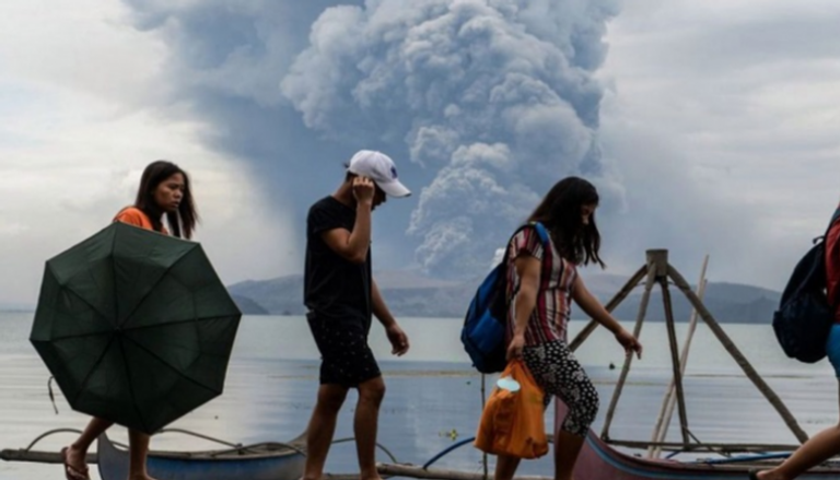 العلماء حذروا من أن التهديد بثوران بركاني خطير ما زال قائما