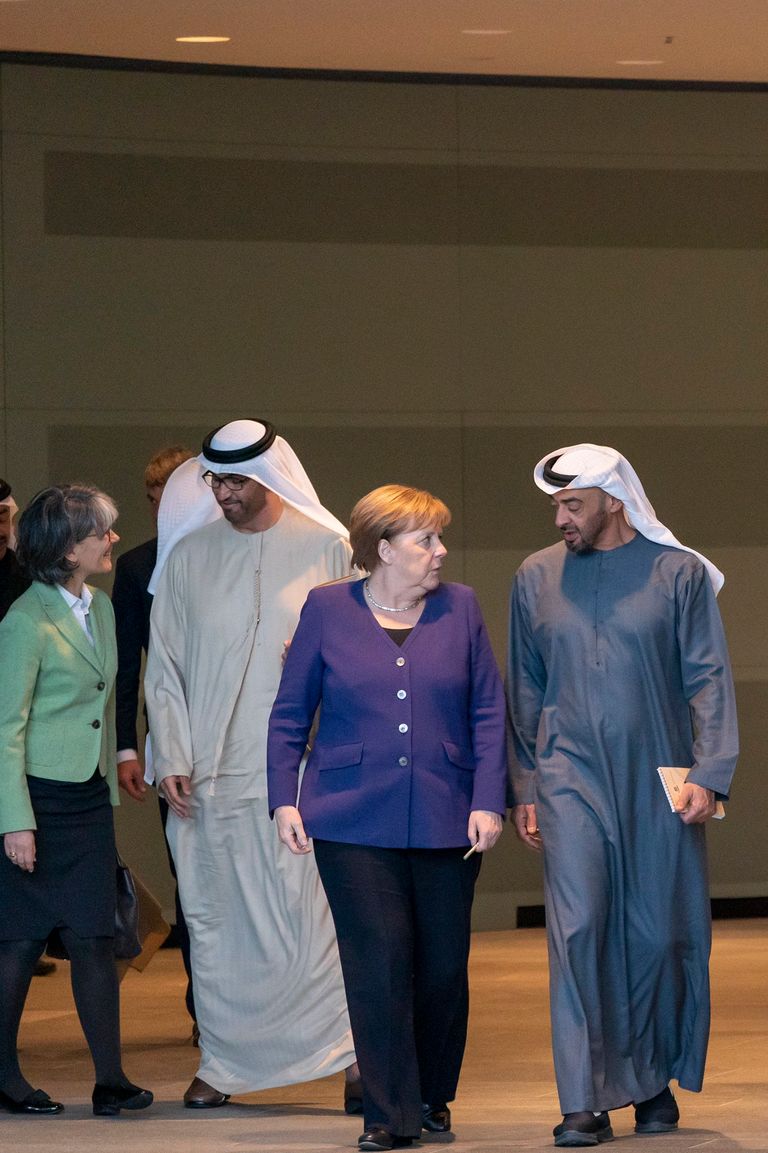 الشيخ محمد بن زايد آل نهيان خلال لقاء المستشارة الألمانية