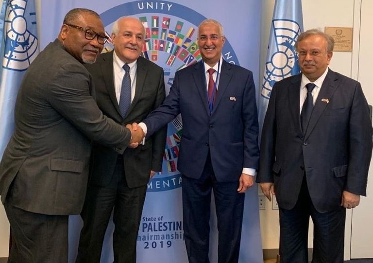 اللقاء استعراض التعاون الوثيق بين السعودية ومجموعة الـ ٧٧ والصين، في مختلف المجالات وخاصة التنموية والاقتصادية تفاؤل دولي بتنمية اقتصادية خلال رئاسة السعودية مجموعة العشرين