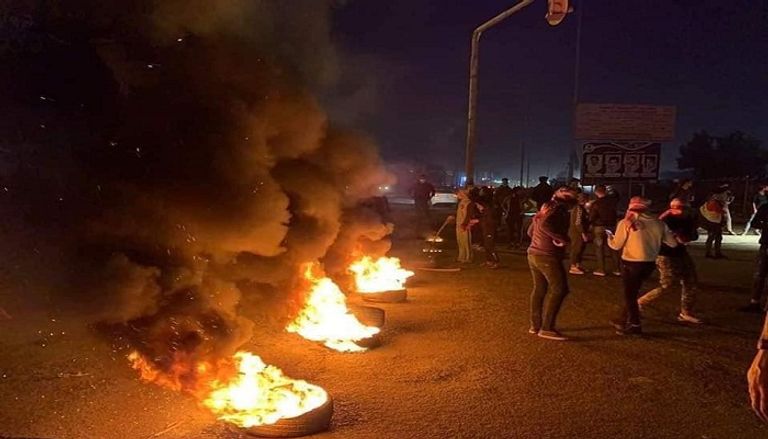 متظاهرون عراقيون في ساحة الحبوبي بالناصرية