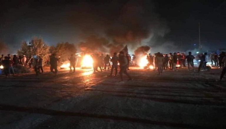 متظاهرون عراقيون في ساحة الحبوبي بالناصرية