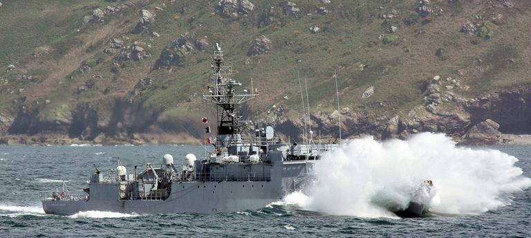 سفينة حربية أوروبية تحمل اسم العملية صوفيا