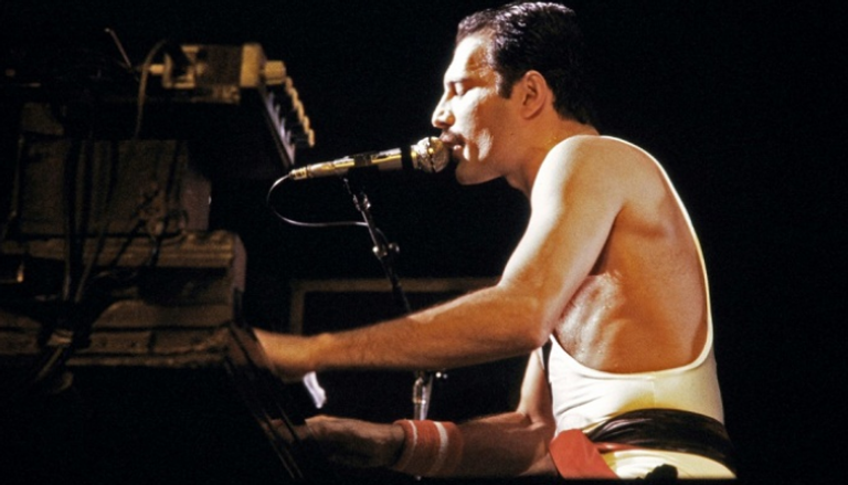 فريدي ميركوري مغني "كوين" في 18 سبتمبر 1984 بباريس