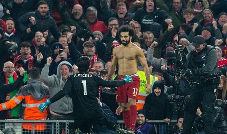 أليسون بيكر ومحمد صلاح