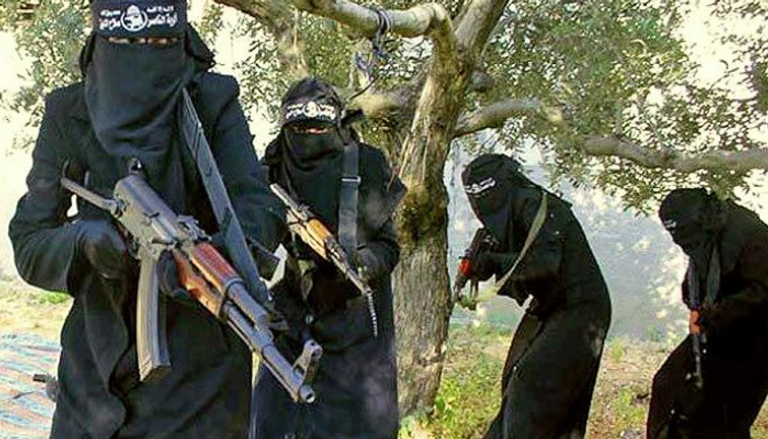 نساء ينتمين لتنظيم داعش الإرهابي- أرشيفية