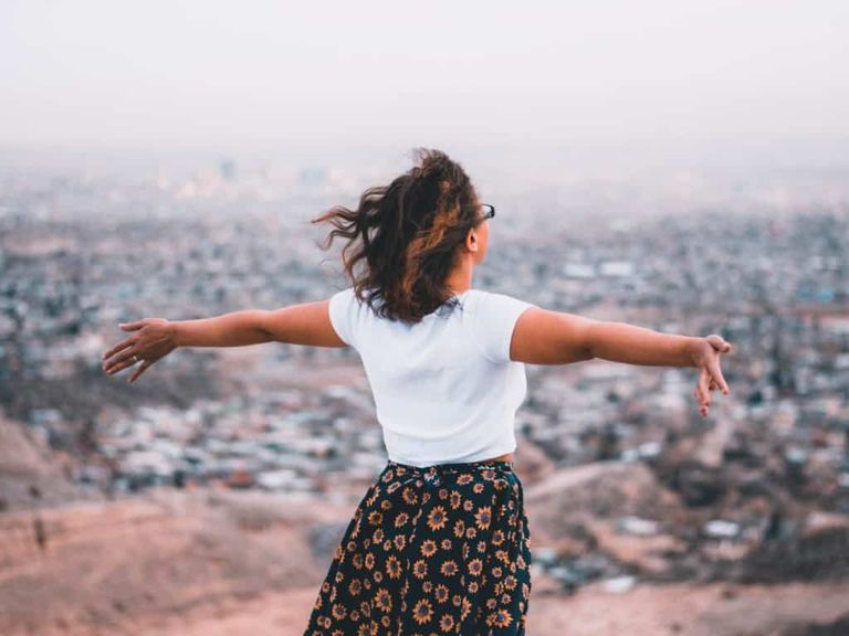 وداعا للتشاؤم وأهلا بالتفاؤل - أرشيفية