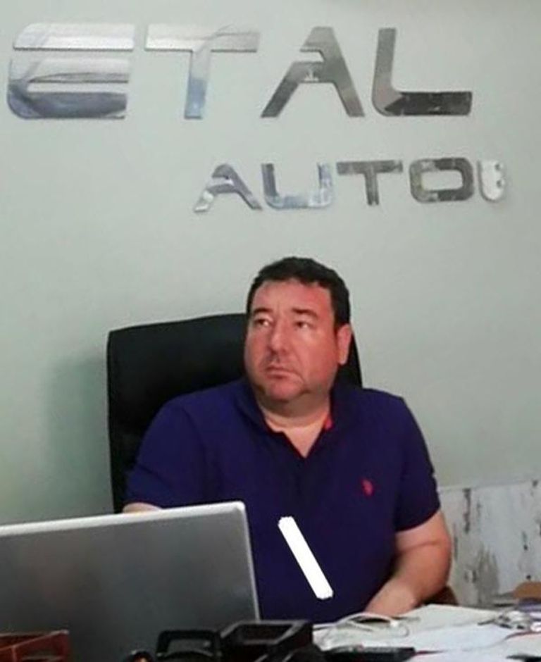 انتحار تاجر سيارات تركي بسبب سياسات أردوغان الاقتصادية