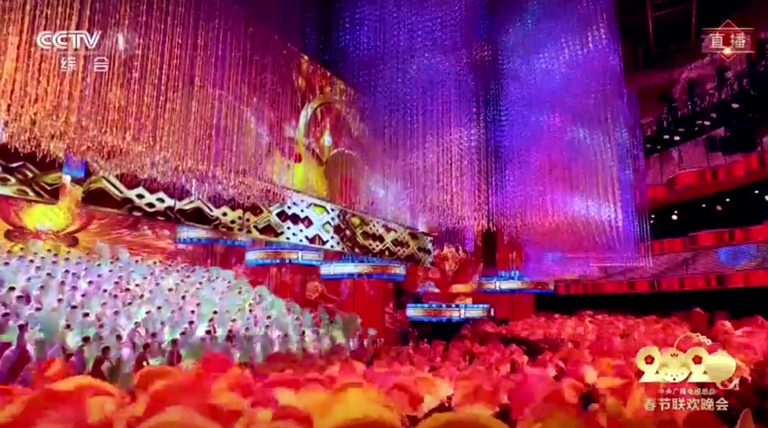 السهرة استخدمت مسرحاً من 3 طوابق للمرة الأولى