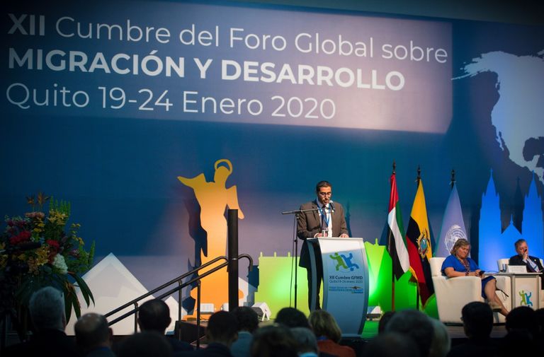 ناصر بن ثاني الهاملي وزير الموارد البشرية والتوطين الإماراتي