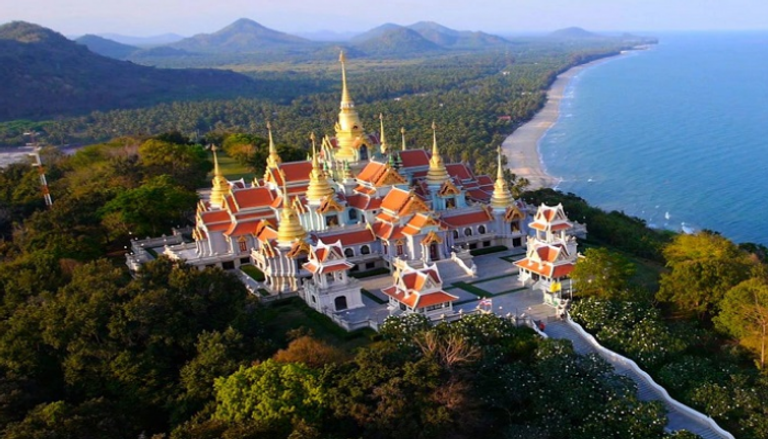 السياحة مصدر رئيسي للدخل في تايلاند