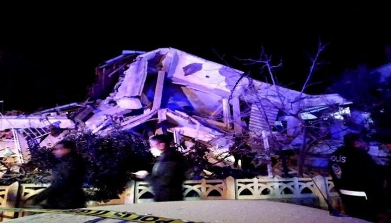 ارتفاع عدد ضحايا زلزال تركيا إلى 29 قتيلا
