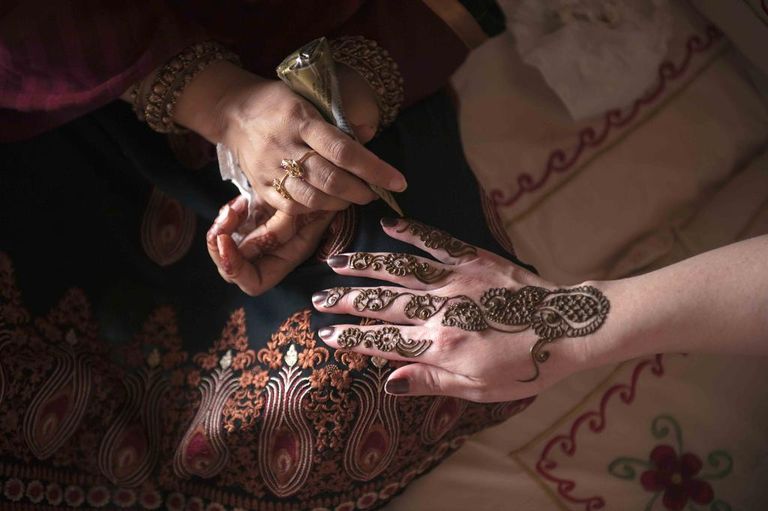 أجمل منتجعات الإمارات الصحراوية