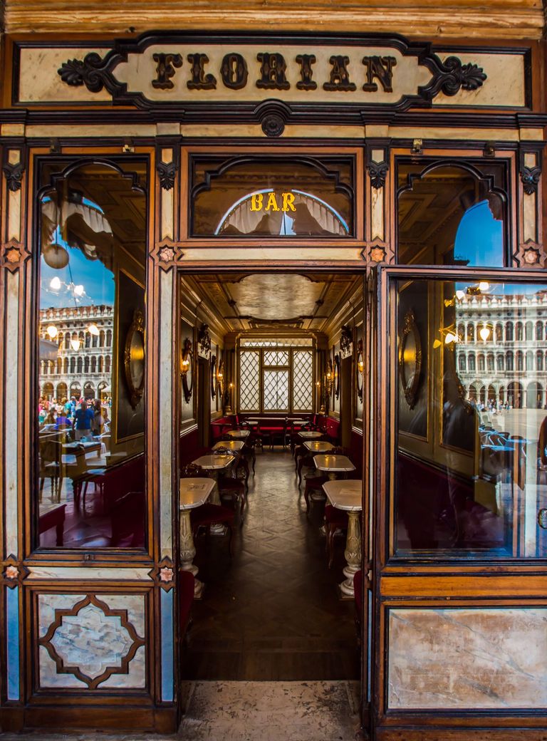 فلوريان.. المقهى الأقدم في أوروبا