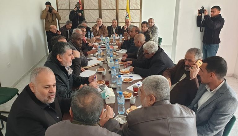 الفلسطينيون يصرون على إفشال الخطة الأمريكية 