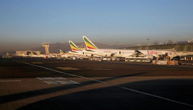 مطار أديس أبابا يحتجز 4 للاشتباه في كورونا الجديد