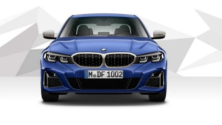النسخة السيدان من طراز M340d 