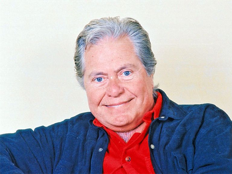 أحمد سعد وسمية الخشاب