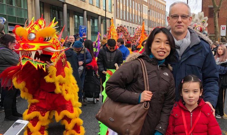 سيندي سيدل مع زوجها جيف وابنتها جاسمين