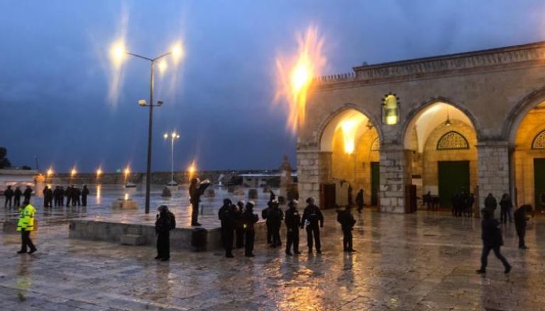 اقتحام قوات الشرطة الإسرائيلية المسجد الأقصى- أرشيفية