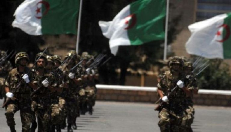 قوات من الجيش الجزائري - أرشيفية