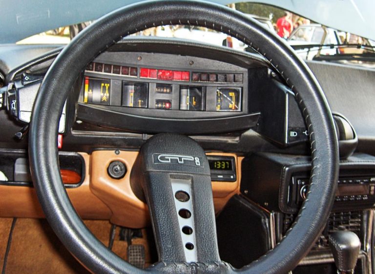 طراز سيتروين CX عداد السيارة طراز Reventon