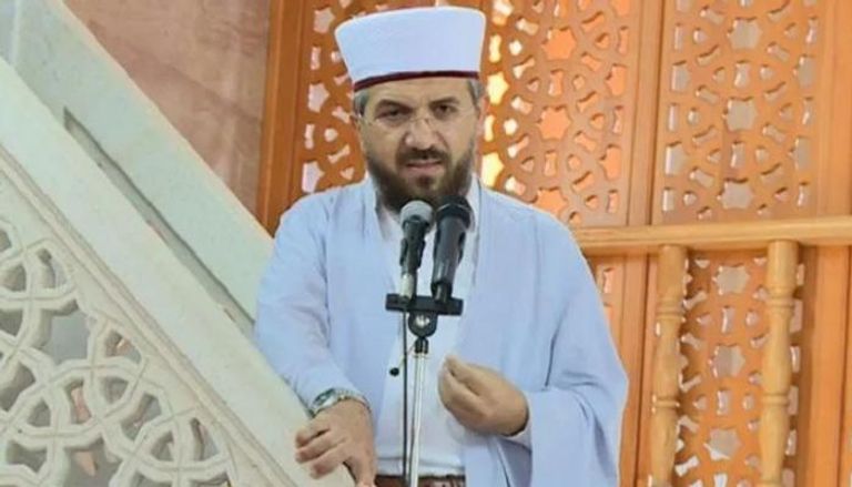 الإمام التركي المتشدد إحسان شينوجاك