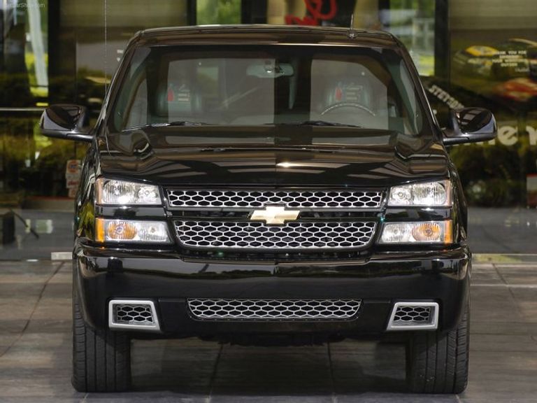 شيفروليه Silverado Intimidator SS شاحنة Dodge Ram 1500 GTX Hemi