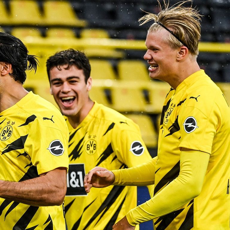 بروسيا دورتموند جيوفاني رينا لاعب بروسيا دورتموند