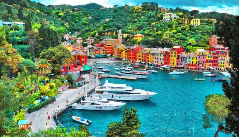 وجهات إيطاليا السياحية ذات الألوان الزاهية