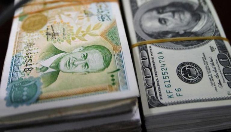 تراجع سعر الدولار في سوريا