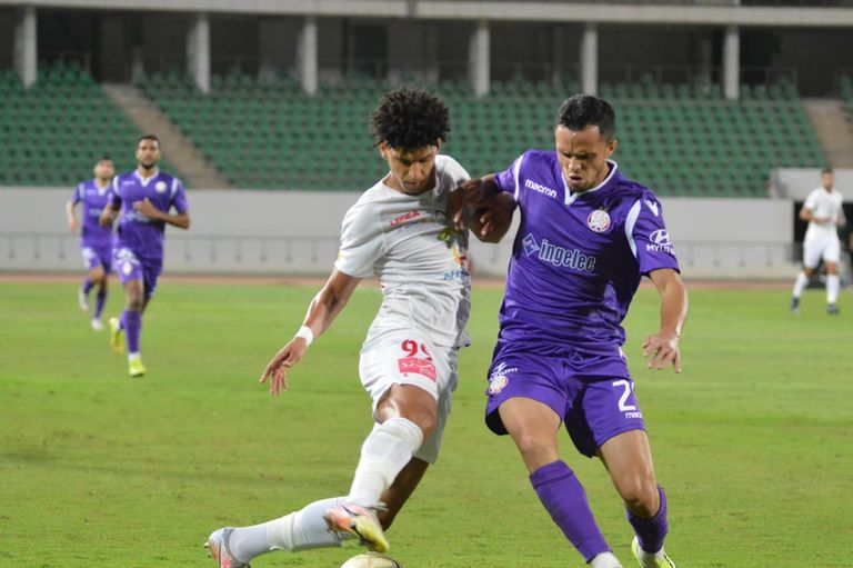 الوداد تعادل مع حسنية أغادير في الدوري المغربي