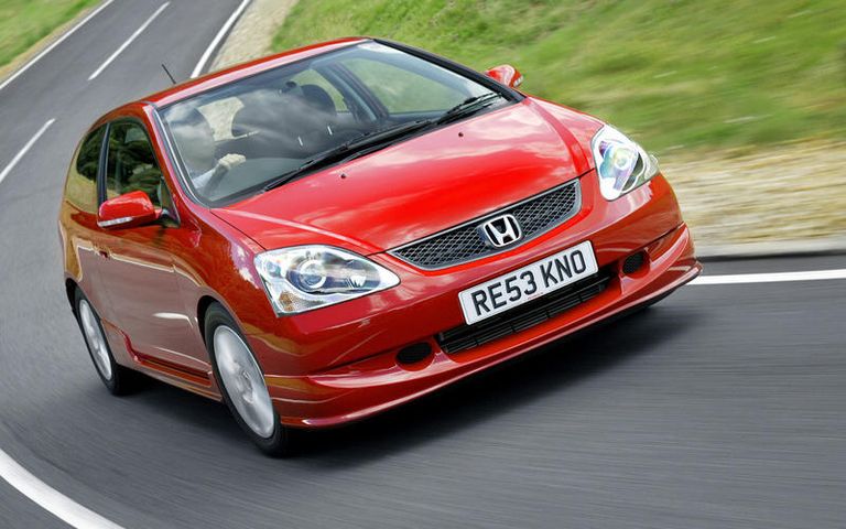 طراز "سيفيك"  بي إم دبليو Z8