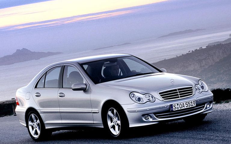 موديل C-CLASS بي إم دبليو Z8