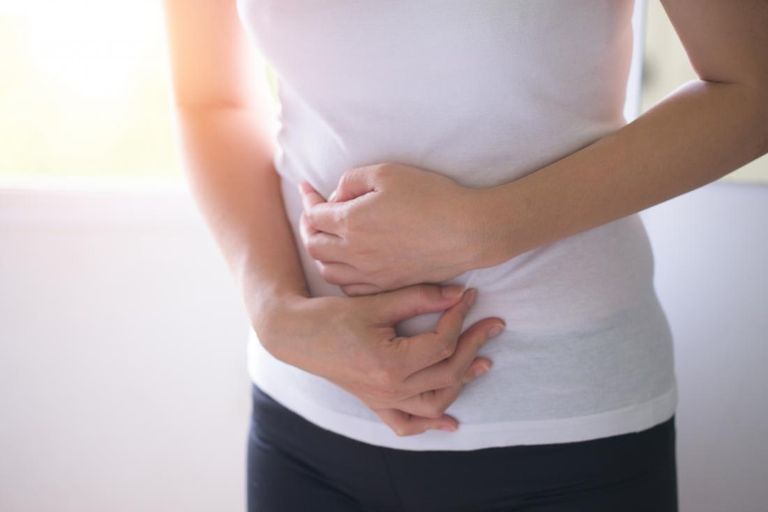 علاج ألم المعدة آلام المعدة تكثر في فترة الحمل