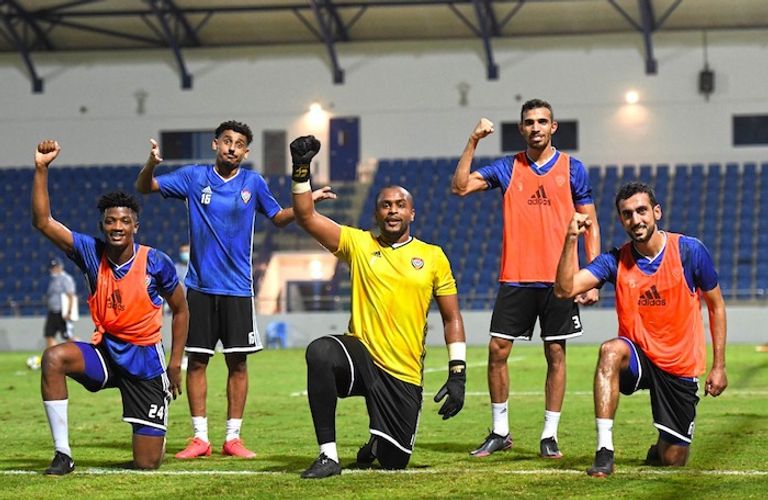 لاعبو الدوري الإماراتي نجوم الدوري الإماراتي