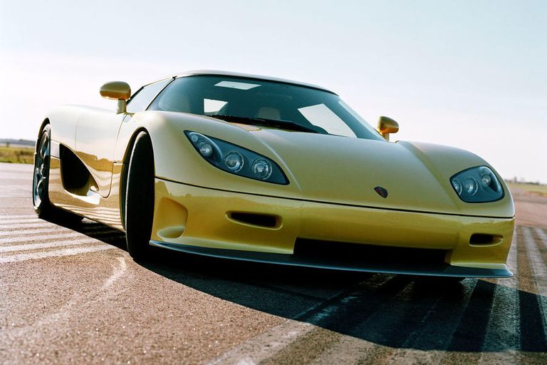 ء طراز CCR من ماركة Koenigsegg طراز مكلارين F1