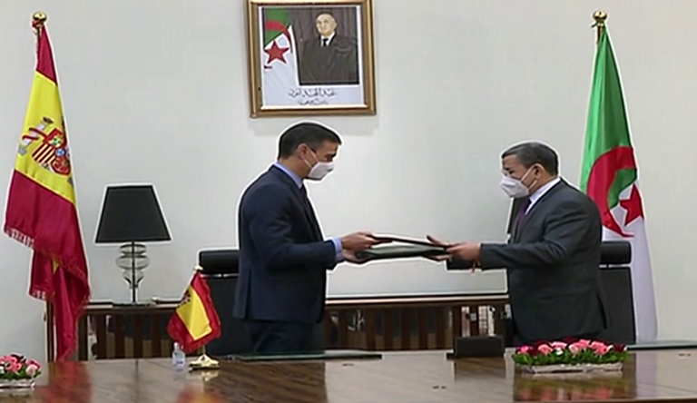 توقيع اتفاقيات بين الجزائر وإسبانيا جانب من لقاء الرئيس الجزائري ورئيس الوزراء الإسباني