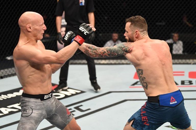 علي القيسي وتوني كيلي فوز كوري ساندهاجين