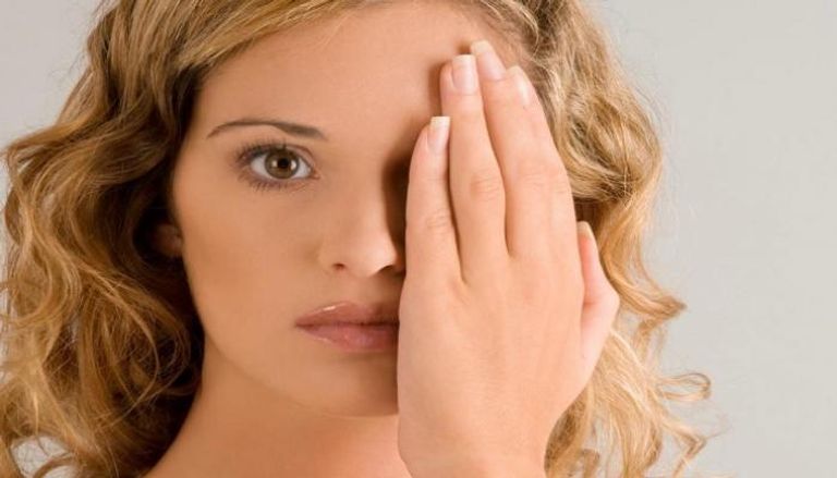 شلل الوجه النصفي يحدث نتيجة الضعف الشديد في عضلات الوجه