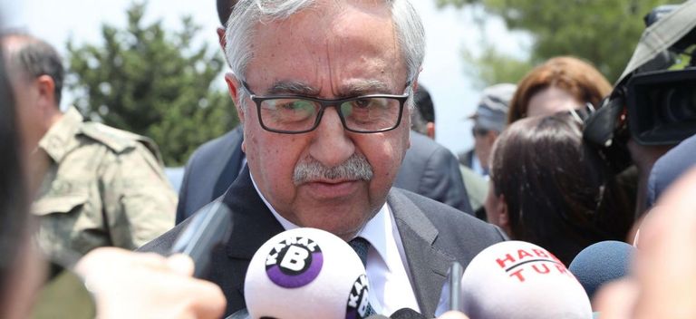 مصطفى أكينجي يرفض الاحتلال التركي لقبرص