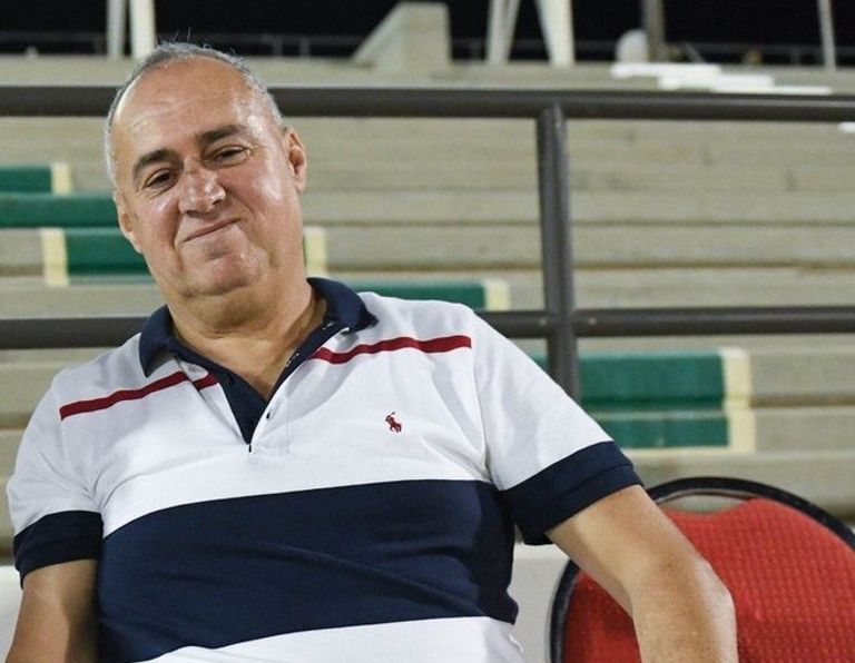 حفيظ بلايلي والد يوسف بلايلي نجم منتخب الجزائر يوسف بلايلي نجم منتخب الجزائر