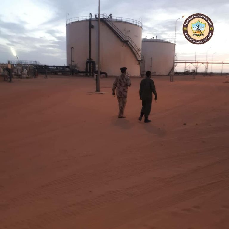 دوريات تأمين تابعة للجيش الوطني الليبي