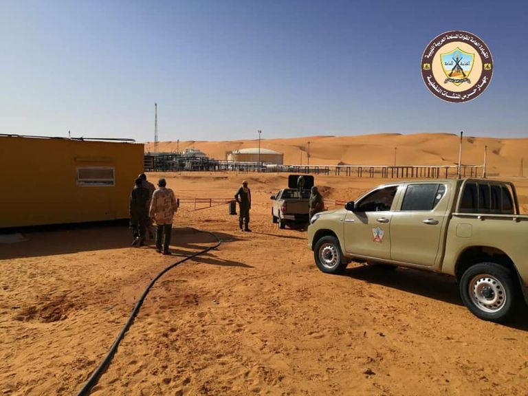 دوريات تأمين تابعة للجيش الوطني الليبي